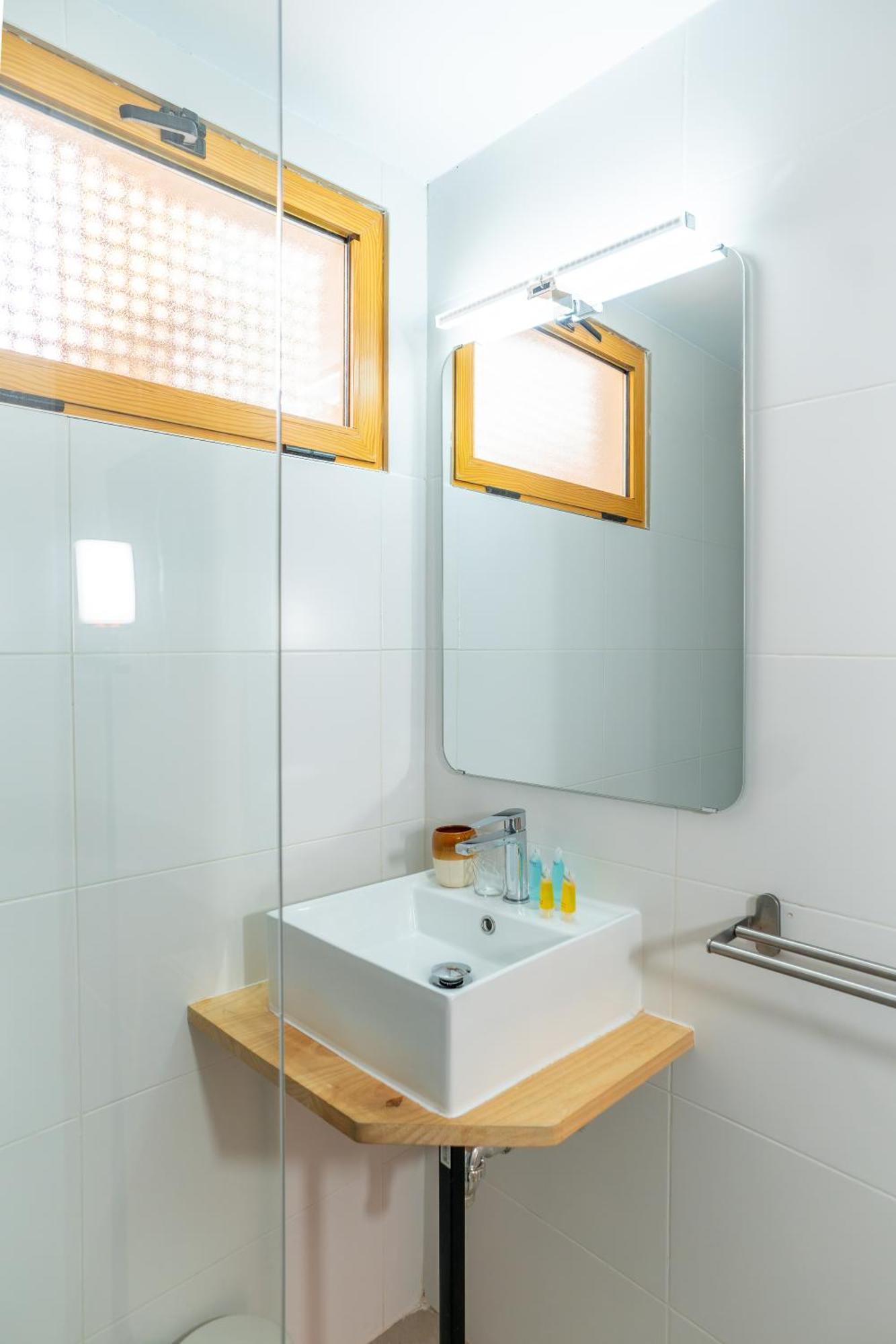 Double Room,1670885323:JPEG